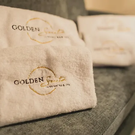 Golden Lägenhet *